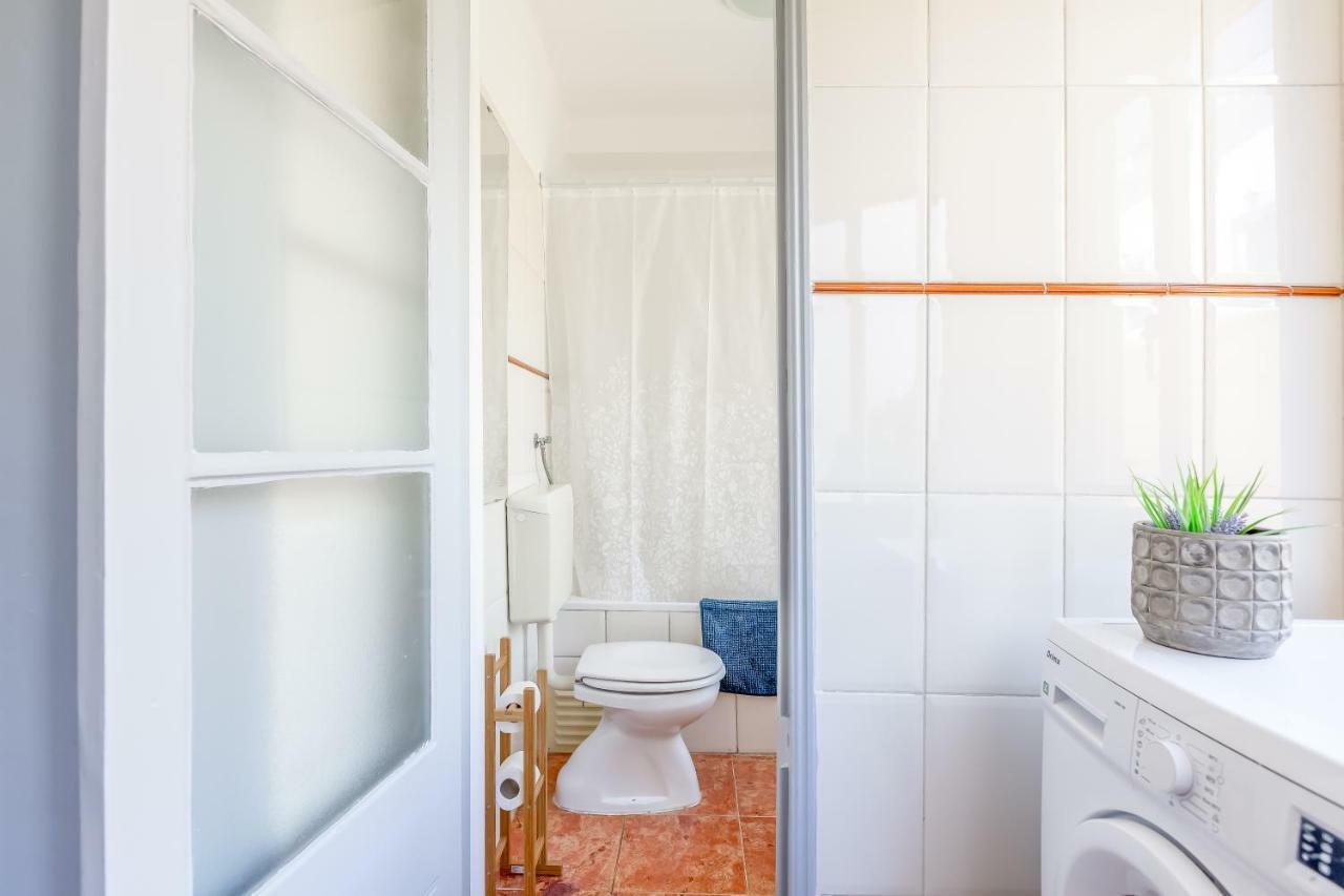 Alfama Spacious And Central Amazing Apartment, By Timecooler Lisbon Exterior photo